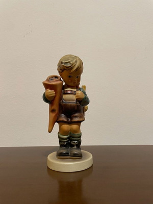 Hummel Goebel Vintage porcelain figurine child with flowers, new