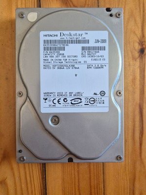 Hitachi HDD 2,5 ιντσών SATA 3 250 GB σαν καινούργιο