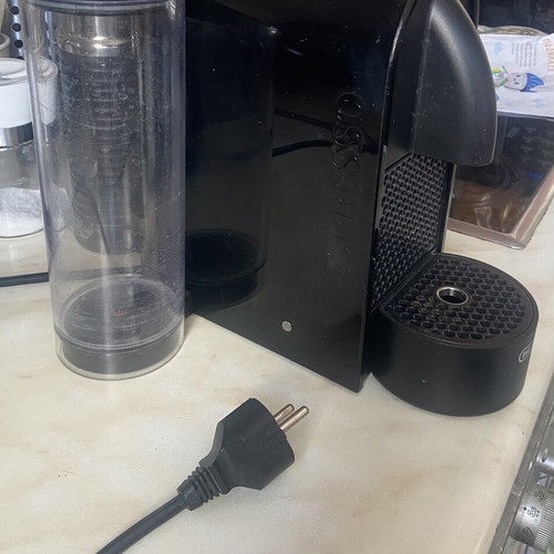 Nespresso DeLonghi espresso coffee machine with milk frother
