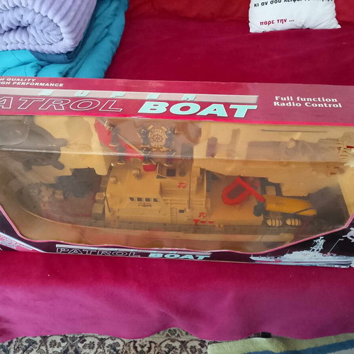 Super Patrol Boat No 328 B 1992 new, collectible toy with remote control