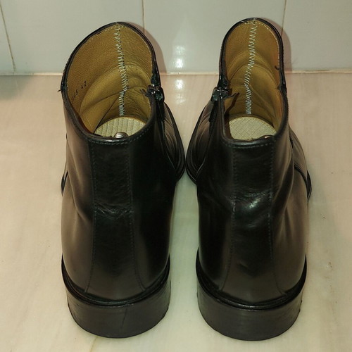 Petridis men's leather ankle boots size 42 used, black