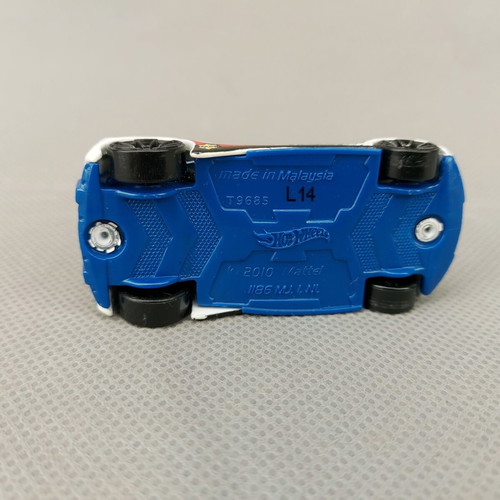 Hot Wheels Speed Trap 2010 HWPD toy car used, white-blue 1:64