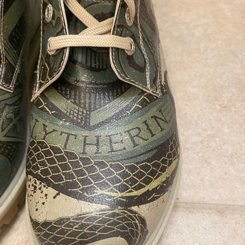 Slytherin boots new, size 40, green