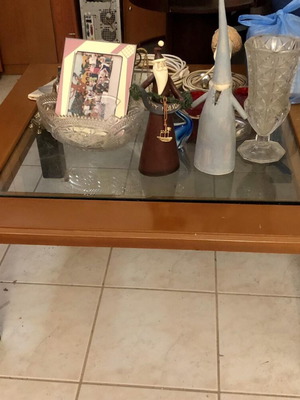 τραπεζάκι σαλονιού