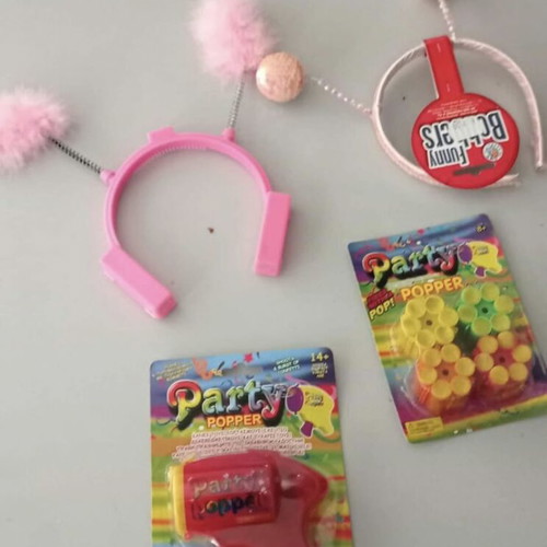 Carnival items new, pack of 500 pieces