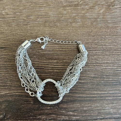 Bracelet with chains used with rhinestones