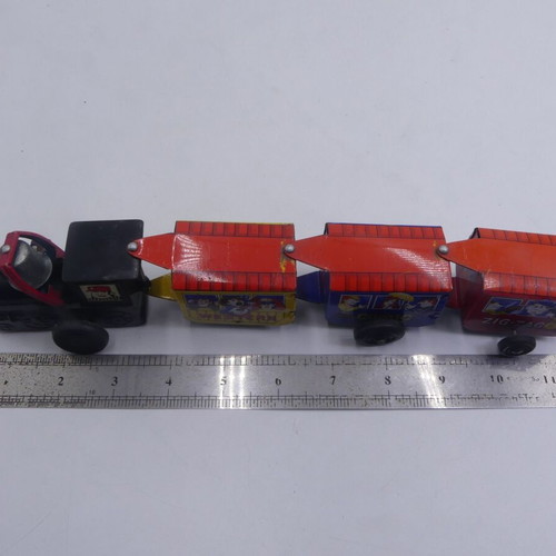 MTU Tin Litho Wind Up Zig Zag Comic Western Express Train Toy used