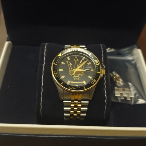 Maserati wristwatch, brand new, black