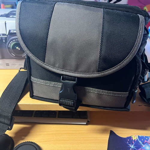 Canon EOS 1000D DSLR camera like new
