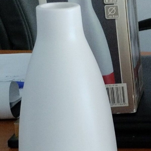 Arti Casa decorative vase, minimal design, new in box