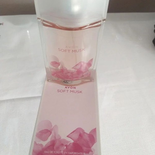 Avon Soft Musk 50ml EDT women's care set and hyaluronic acid mask new