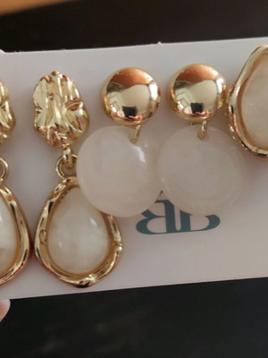 Earring set new