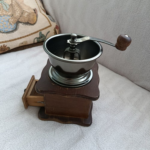 Coffee grinder used, vintage manual