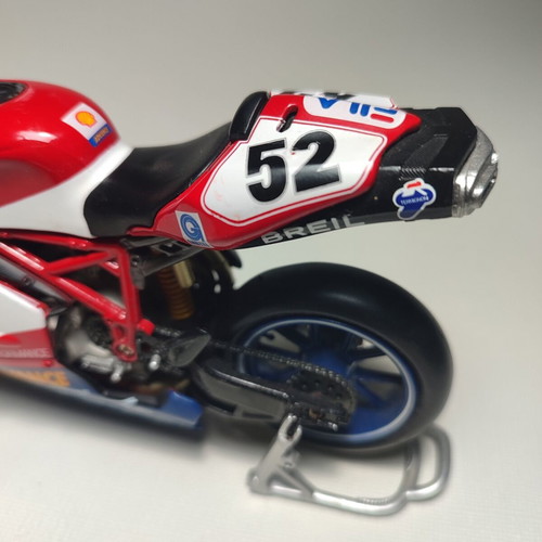 NewRay Ducati 999R James Toseland 2004 static model used