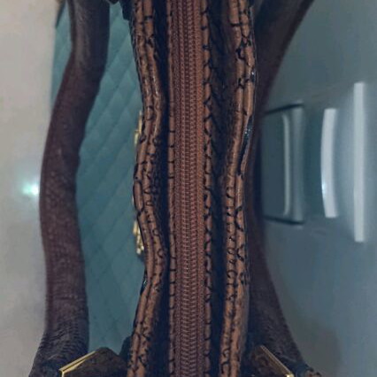 Guess handbag like new, brown and turquoise