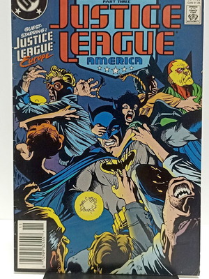 Justice League America #32 comic used