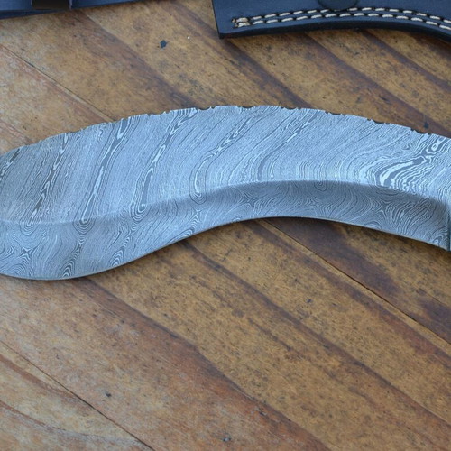 Custom Made Vintage Damascus Collectable Hunting Knife from The Eagle Collect 5747