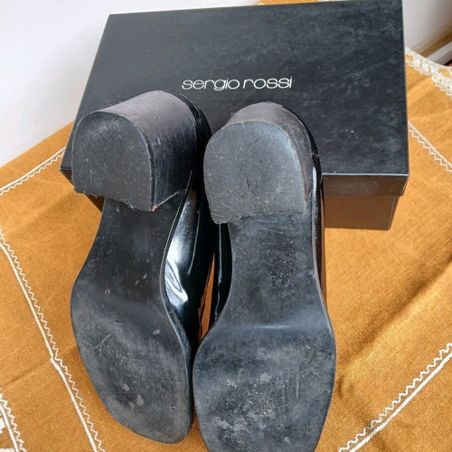 Sergio Rossi vintage patent leather heels used, size 40