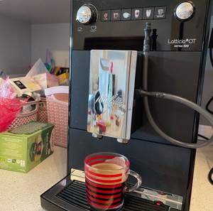 Υπεραυτόματη καφετιέρα Melitta Latticia Series 600 για Espresso, Cappuccino, Latte