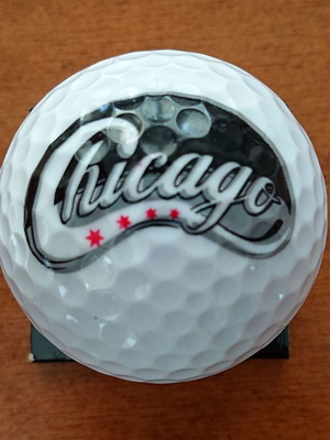 Souvenir Golf Ball with Chicago Logo new