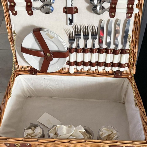 CILIO picnic set for four people new
