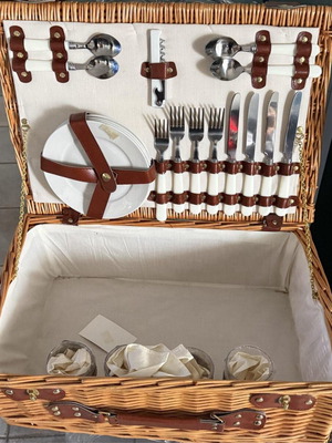CILIO picnic set for four people new