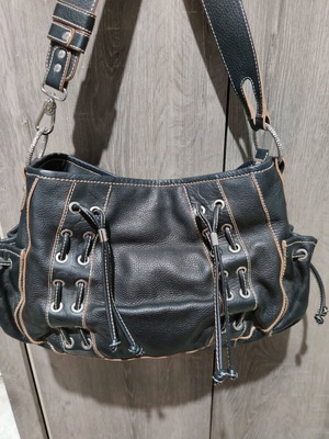 Tous crossbody bag in good condition, black leather
