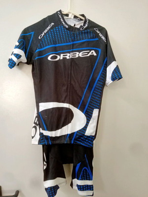 Cycling suit large like new with shorts, jacket and gaiters