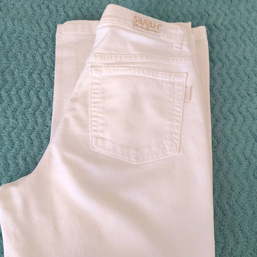 Sarah Lawrence white denim pants women like new