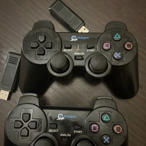 Set of 2 Wireless Controllers for PC and Android like new with USB receivers