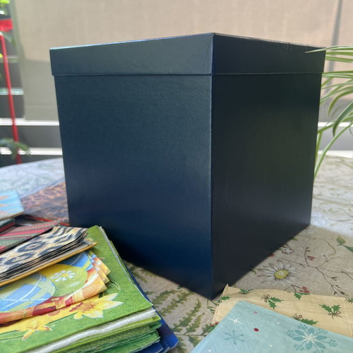Napkin collection with box, like new