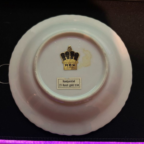 Decorative ashtray from Australia new
