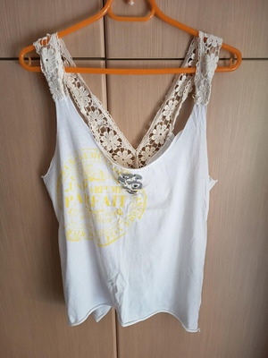 Γυναικεία λευκή μπλούζα μεταχειρισμένη, one size, με κίτρινη στάμπα