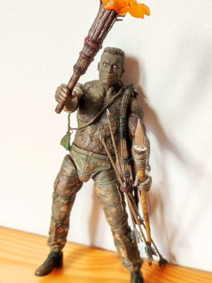 NECA 2012 Muddy Jungle Disguise Dutch Predator Series 9 action figure used