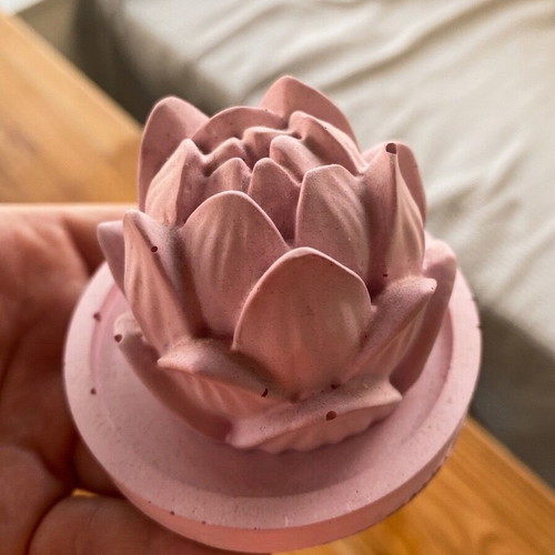 Aroma Stone Diffuser Lotus Flower new with 10ml fragrance