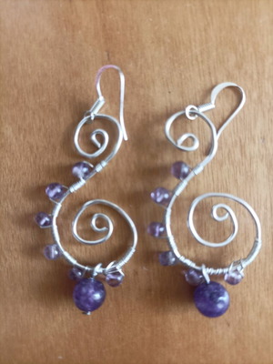 Silver earrings new, purple