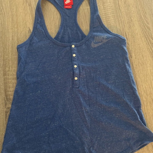 Nike shirt small used, blue