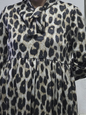 Shiny leopard print dress like new, size L, black and beige
