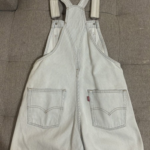 Levi's jumper shorts, white and blue, size S-M