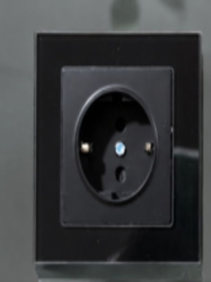 Schuko Flush-Mount Single Socket Black Glass Nefeli Glossy Effect Pack of 3 New