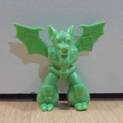 Battle Beast Blitzkrieg Bat #12 light green used without hands and weapon Takara Hasbro 1986
