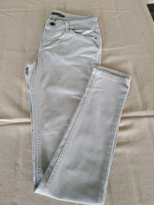 Denim skinny Zara χαμηλόμεσο No 34 σαν καινούργιο, μπεζ
