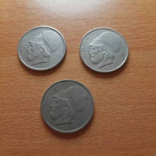 20 Drachmae Coins 1982/1984/1986 with Pericles like new