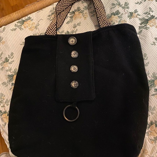 Handmade shoulder bag new made of soft wool