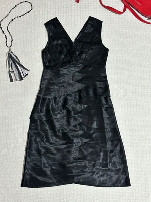 Vila small black dress like new, elegant layered design