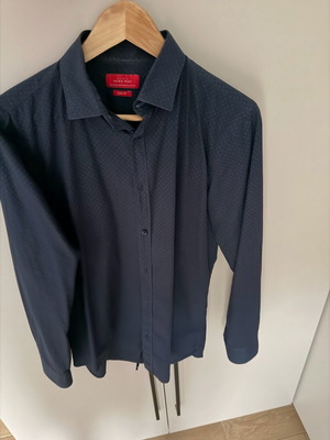 Zara slim line medium shirt like new, blue