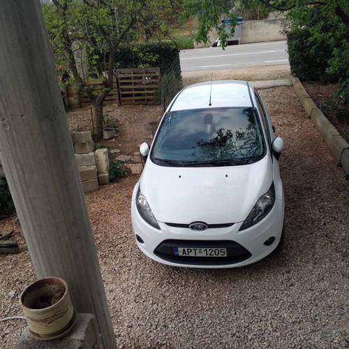 Ford Fiesta 10' used, diesel, coupe, white, 170,000 km
