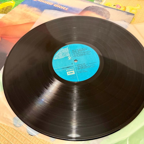Notis Sfakianakis Vinyl Record Me To N Kai Me To S like new, laiko