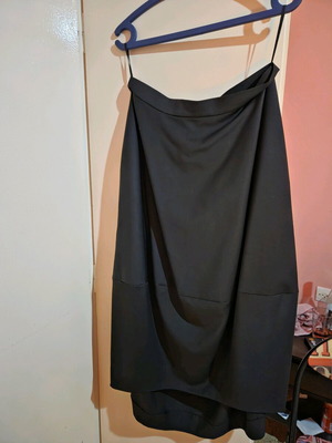 Long skirt Cos like new, size 40, black