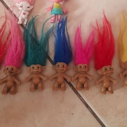 Wish Dolls like new, set of 9 pieces